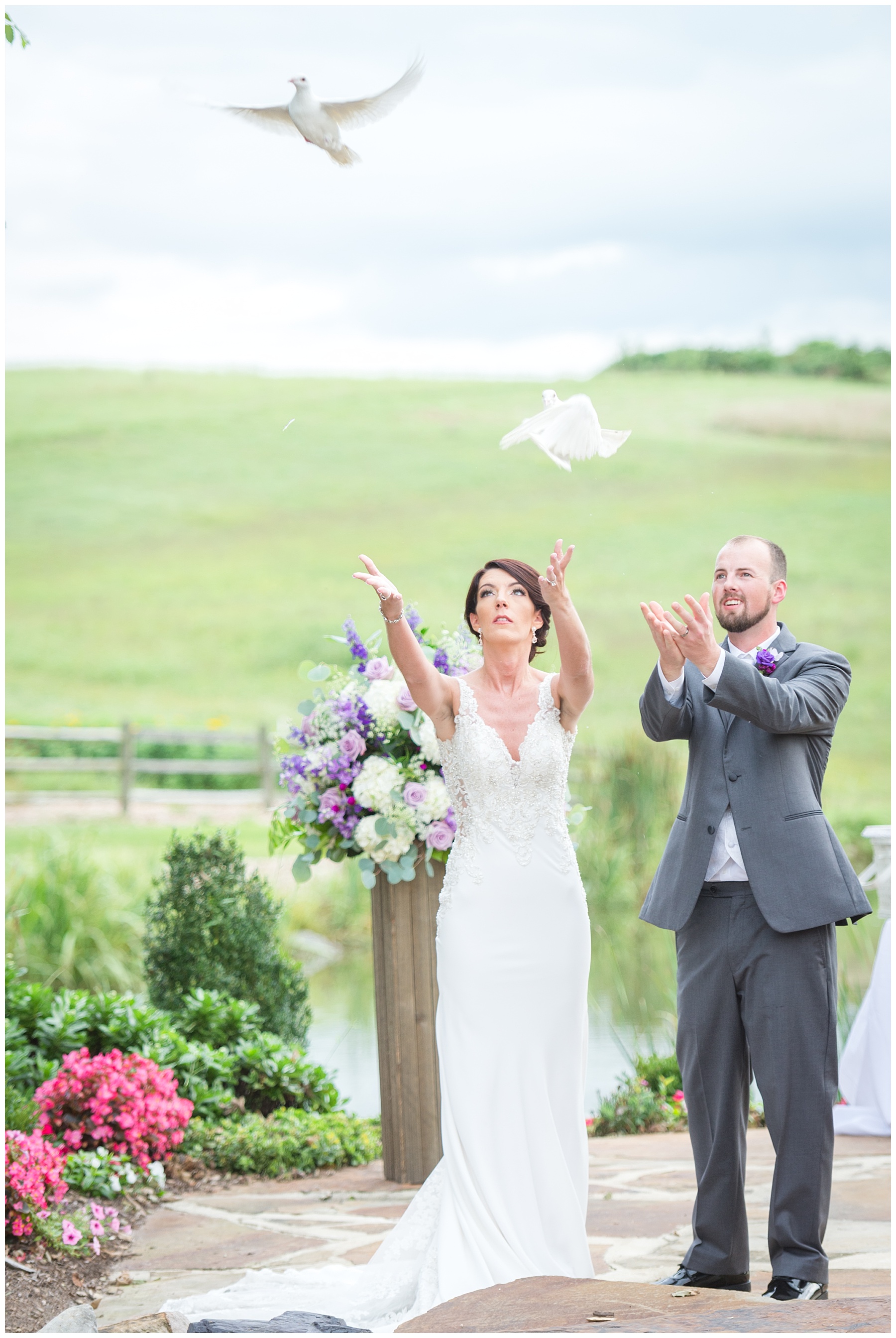 Glen Ellen Farm Wedding Pictures Dove Ceremony