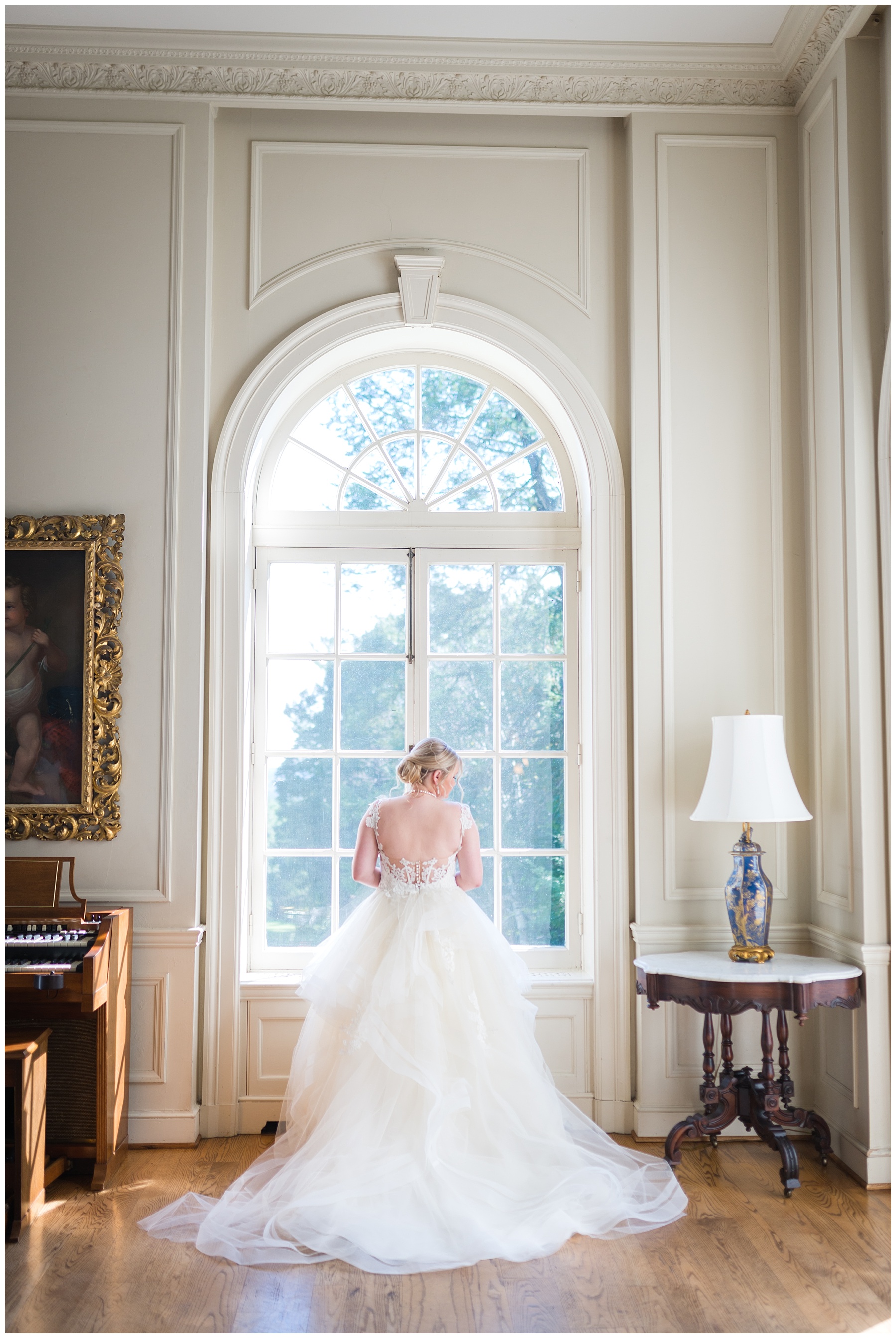 Strong Mansion Wedding Pictures Window Bridal Portraits Maryland Luxury Wedding Photographer Mary Sarah Photography