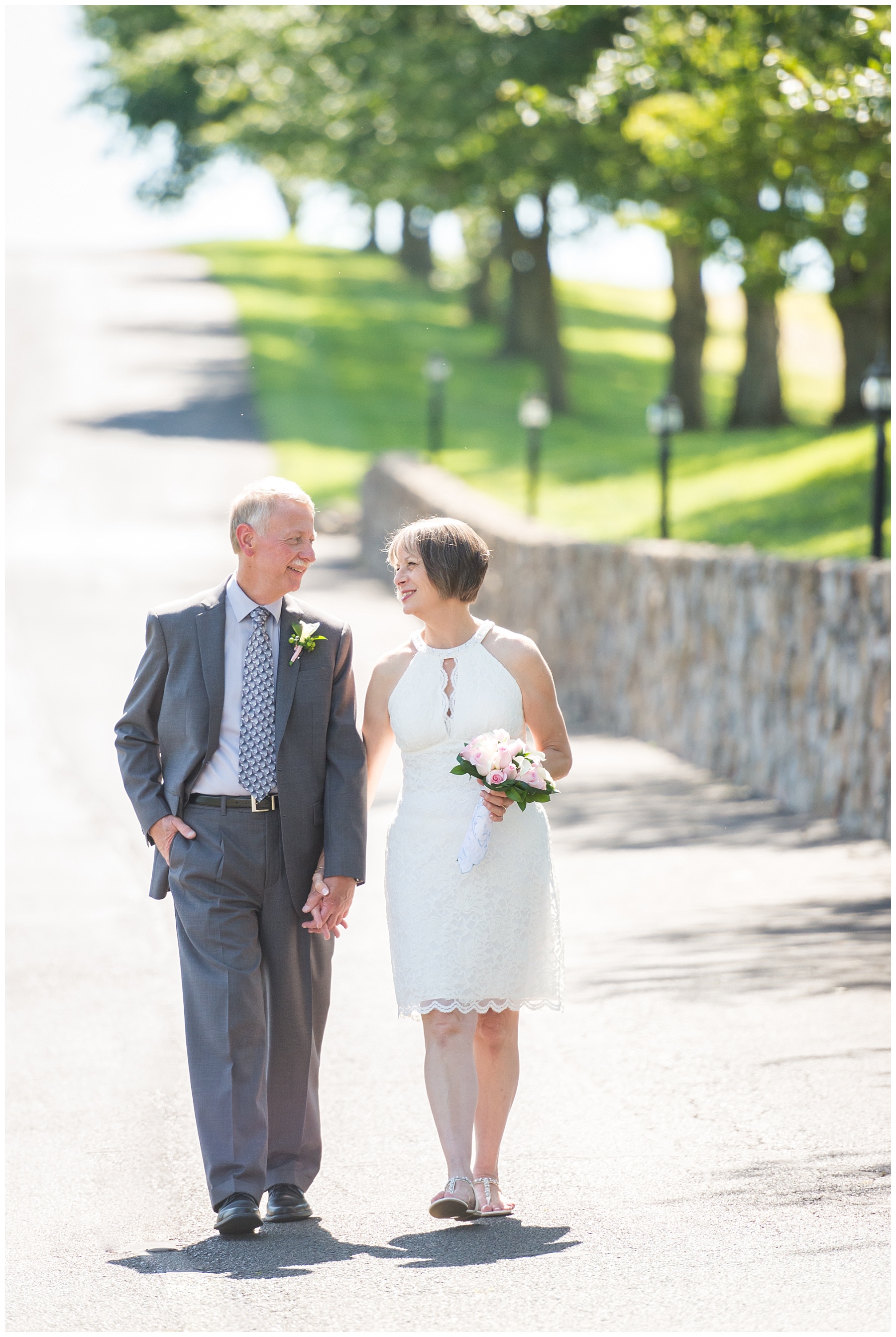 Morningside Inn Wedding Pictures by Frederick Maryland Wedding Photographer Mary Sarah Photography