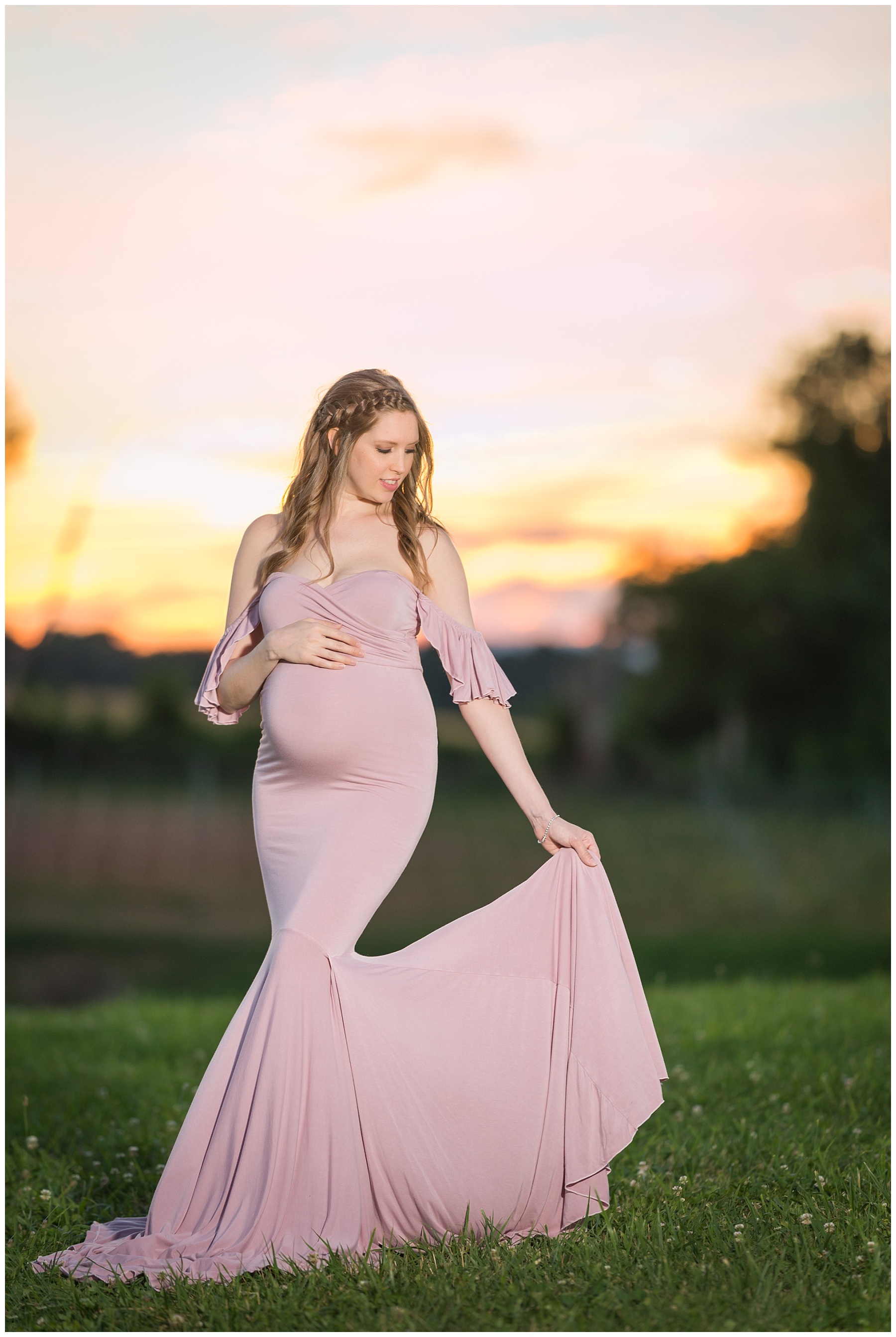 Linganore Winecellars Frederick MD Maternity Photographer Mary Sarah Photography 