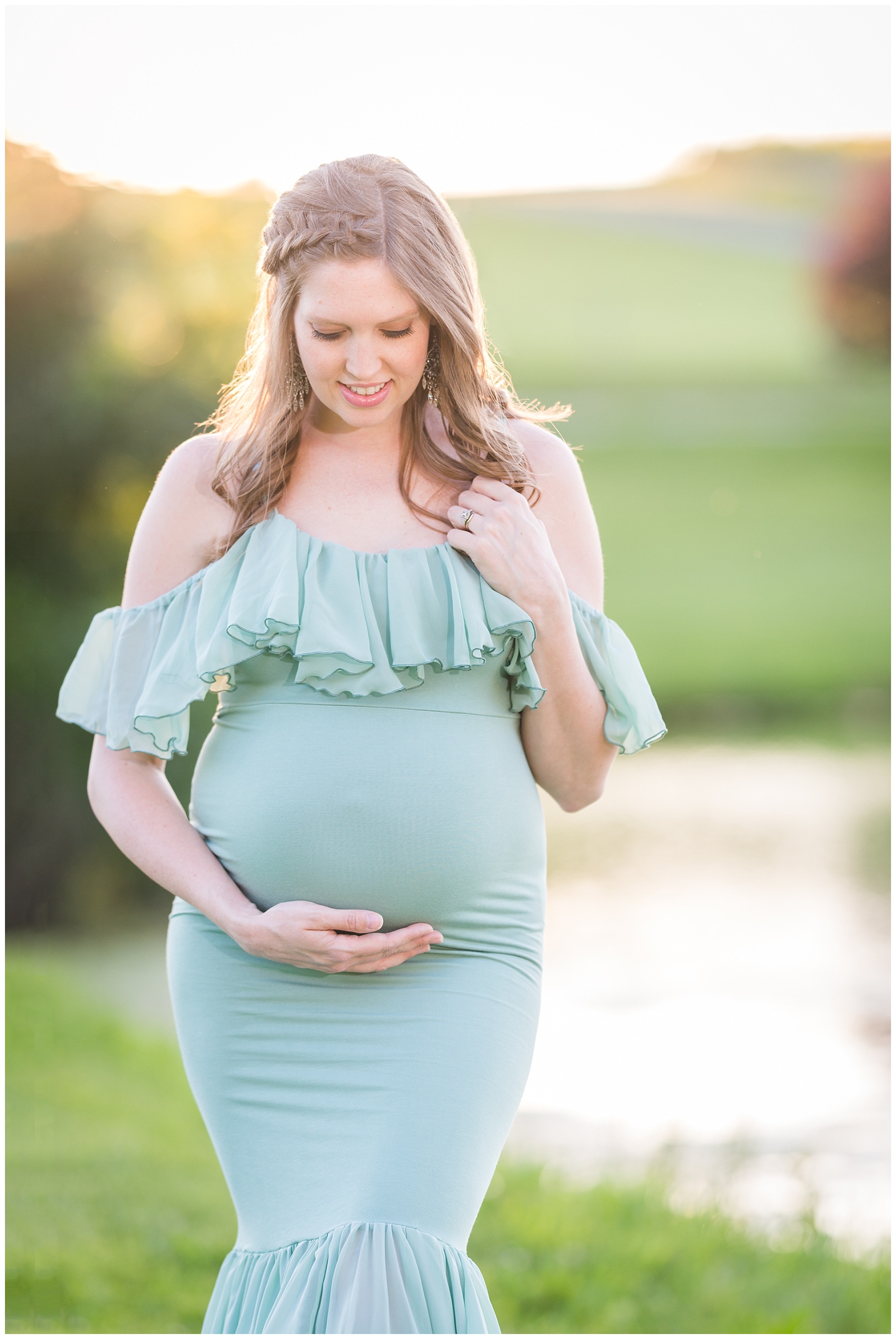 Linganore Winecellars Frederick MD Maternity Photographer Mary Sarah Photography 