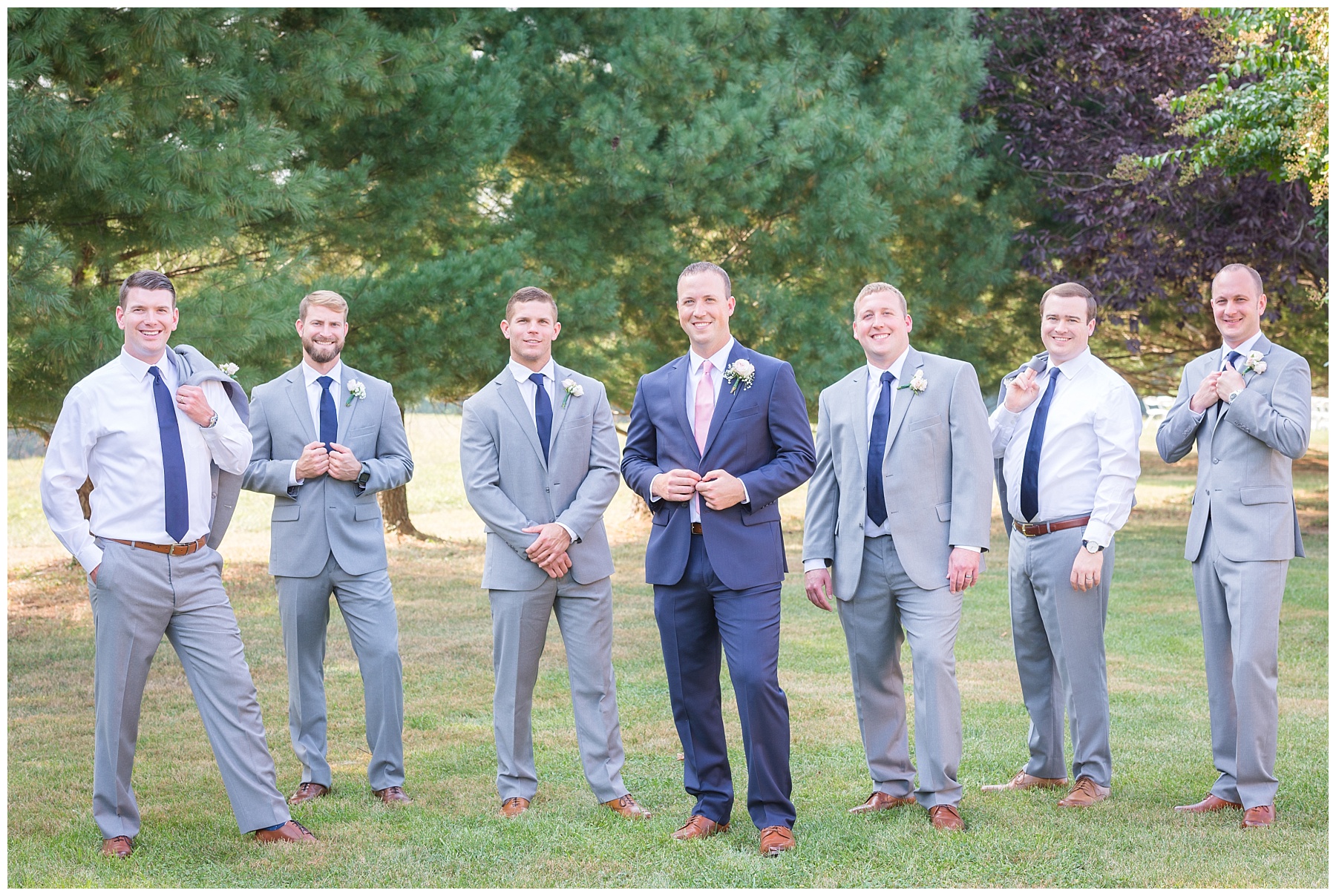 Bridal Party poses by Maryland Wedding Photographer Mary Sarah Photography