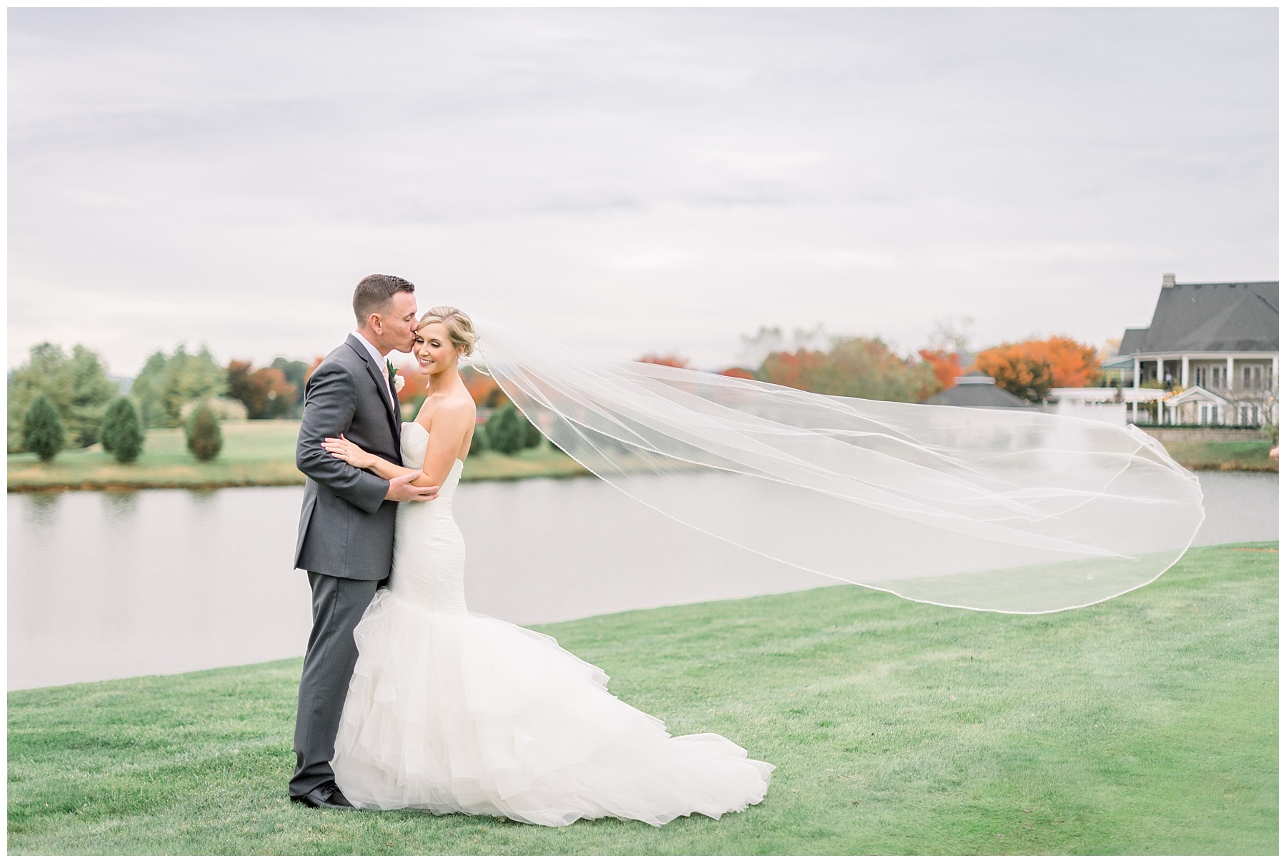 Richland Golf Club Wedding Photos by Mary Sarah Photography 