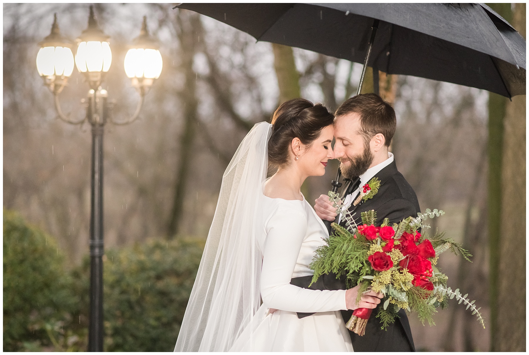 Ceresville Mansion Wedding Photos by Mary Sarah Photography 