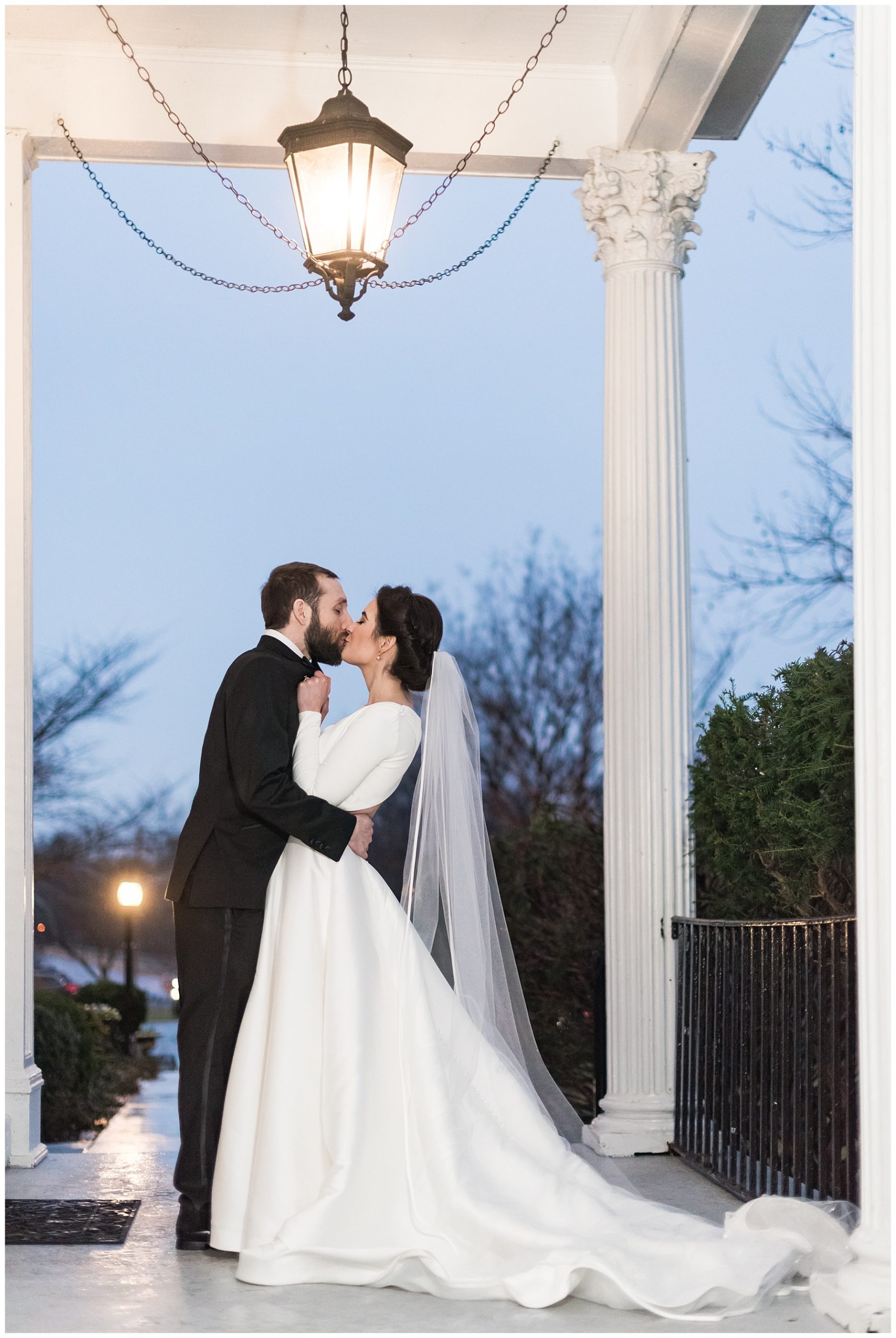 Ceresville Mansion night Wedding Photos by Mary Sarah Photography 