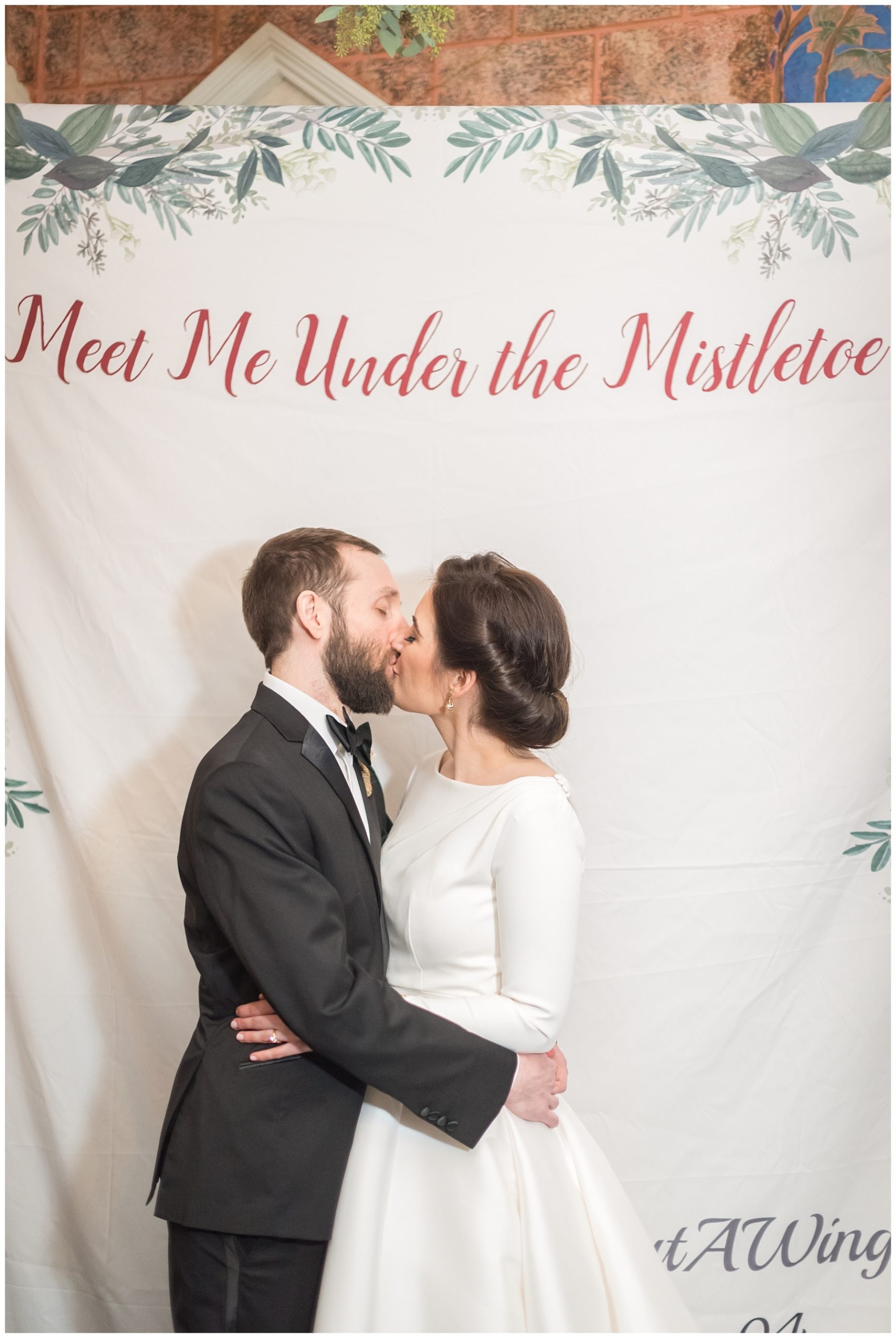 wedding mistletoe sign 