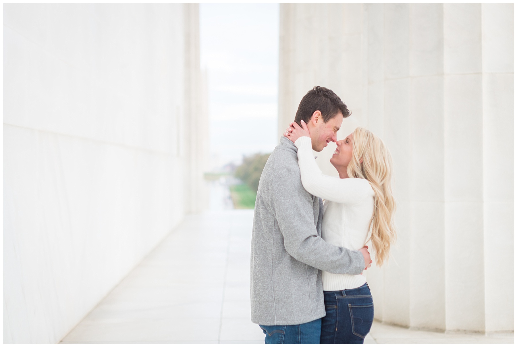 Jefferson Memorial DC Engagement Photos by Mary Sarah Photography