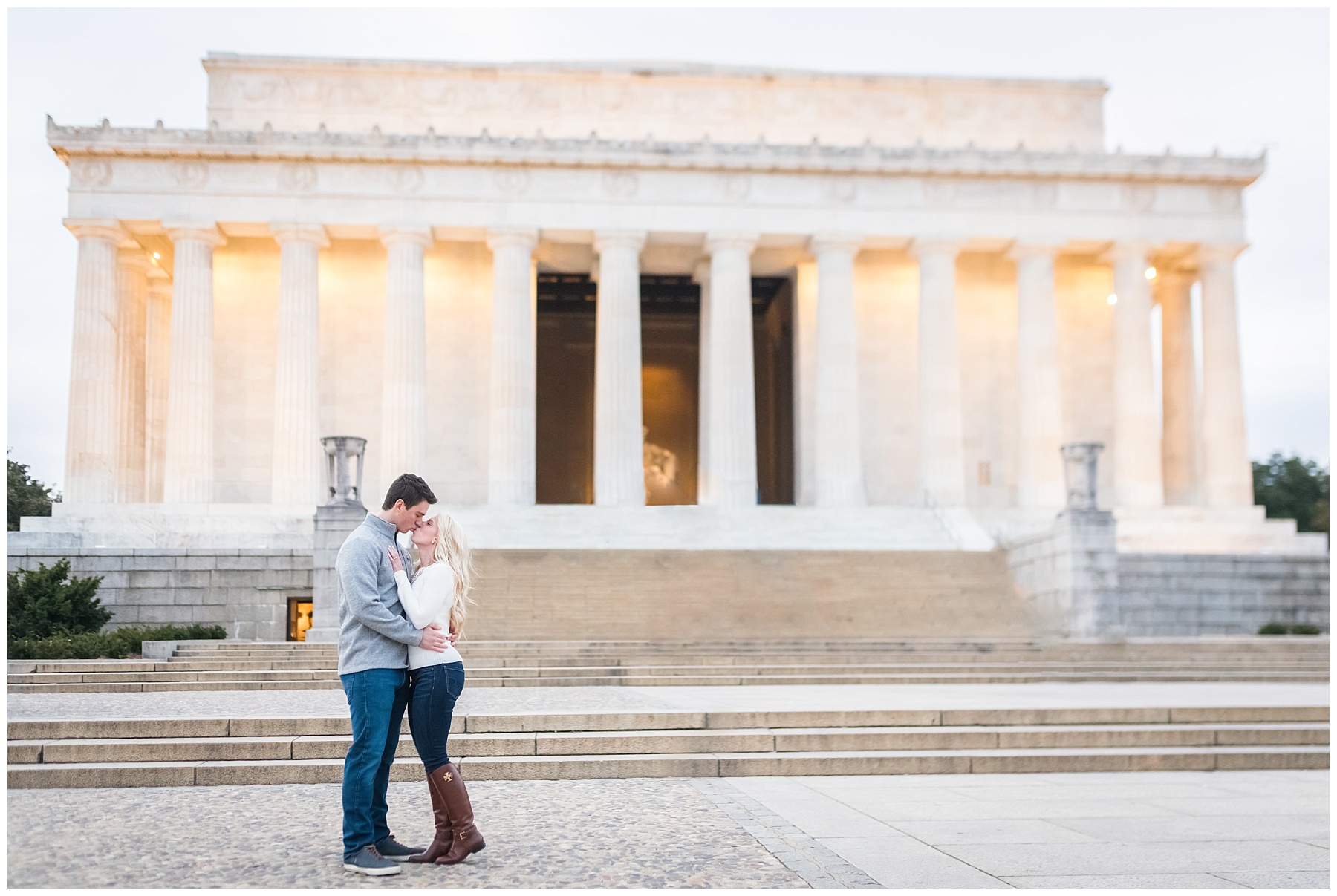 Jefferson Memorial DC Engagement Photos by Mary Sarah Photography