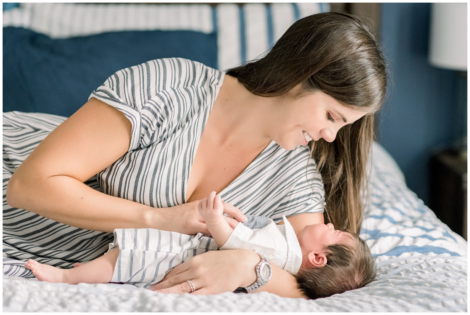 baltimore newborn photographer indoor lifestyle shoot