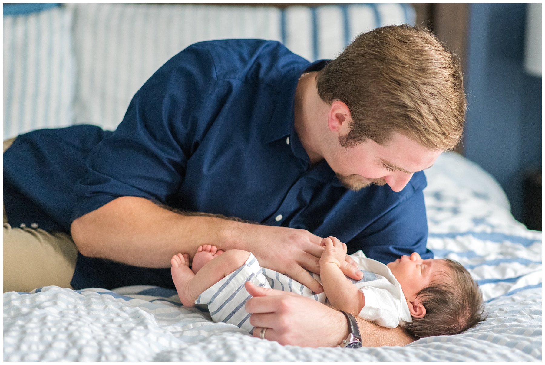 baltimore newborn photographer indoor lifestyle shoot