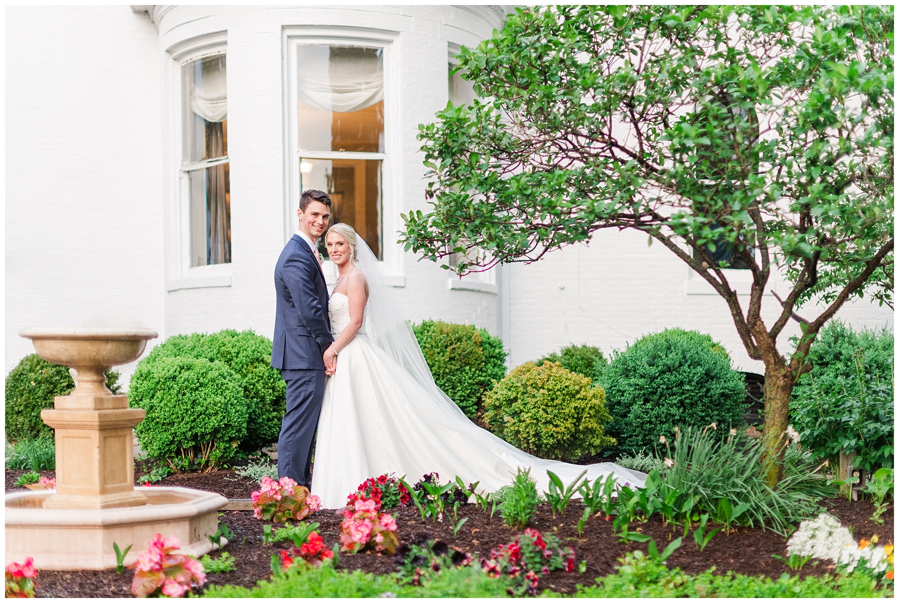 Ceresville Mansion Wedding Photos by Mary Sarah Photography