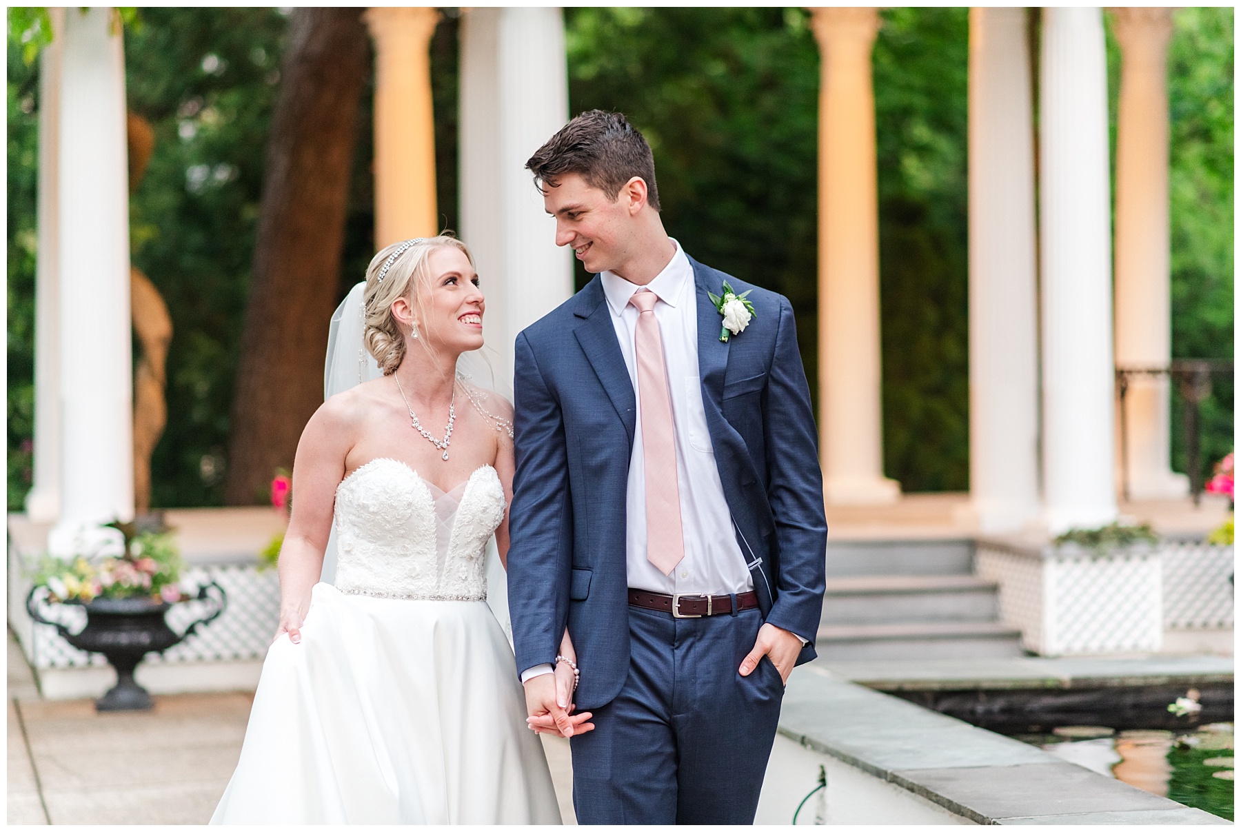 Ceresville Mansion Wedding Photos by Mary Sarah Photography